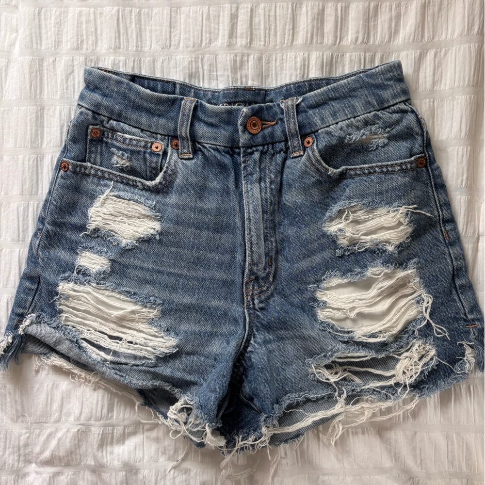 American Eagle Outfitters High Rise Blue Jeans Distressed